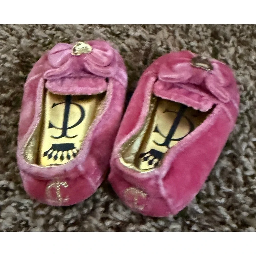 Juicy Couture - Pink Velvet Slip Loafers Baby Shoes Infant Size 2